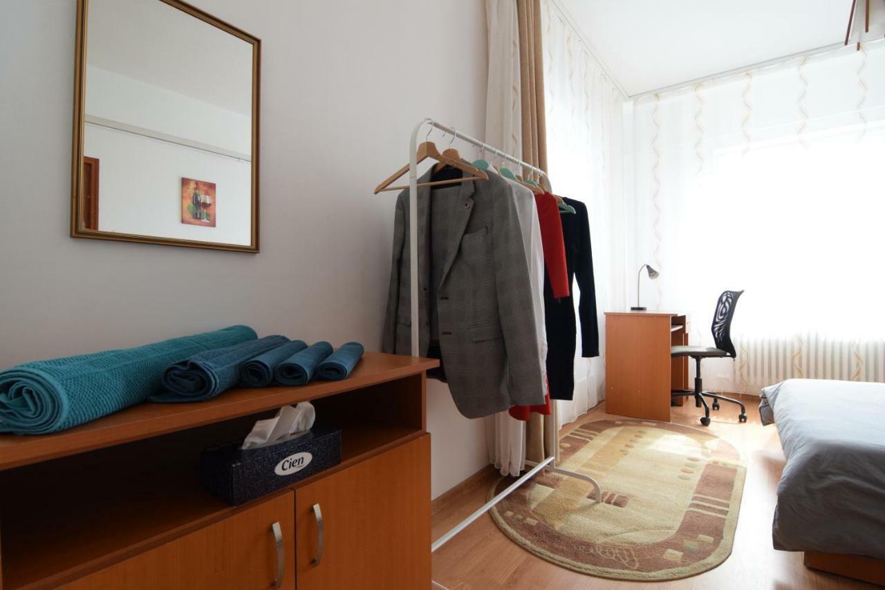 Resedinta Lui Calin Apartamento Bucareste Exterior foto