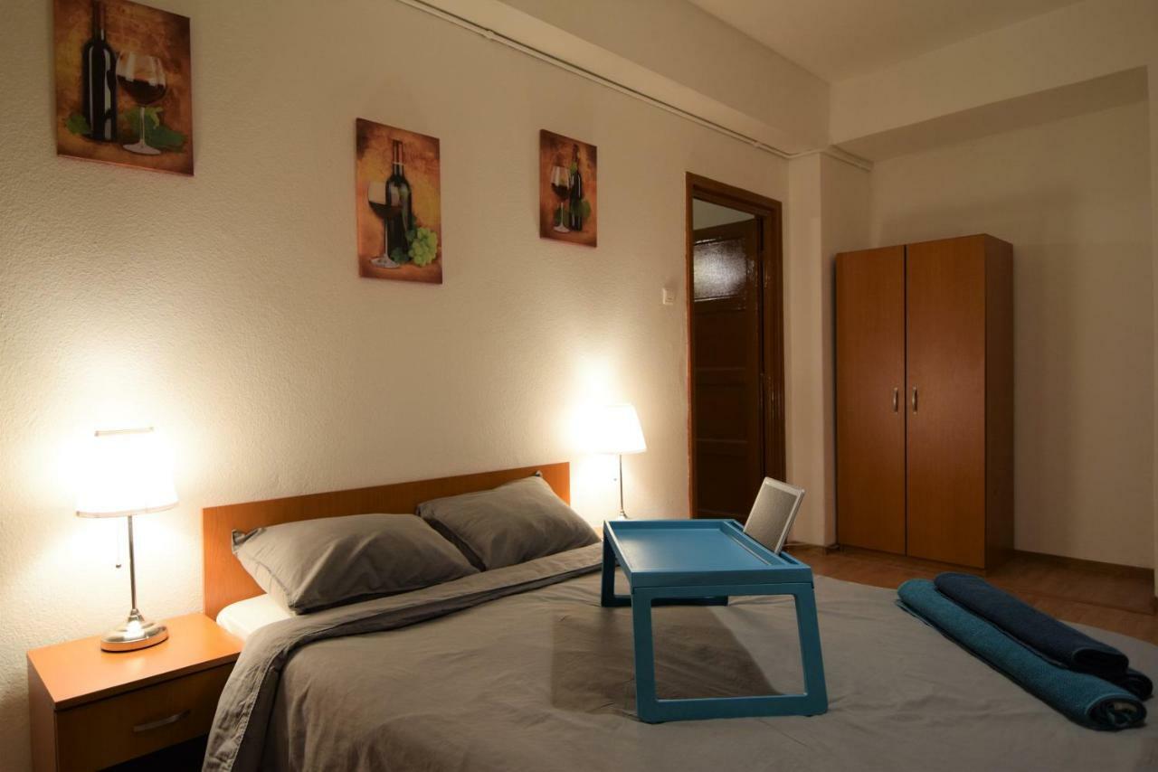 Resedinta Lui Calin Apartamento Bucareste Exterior foto