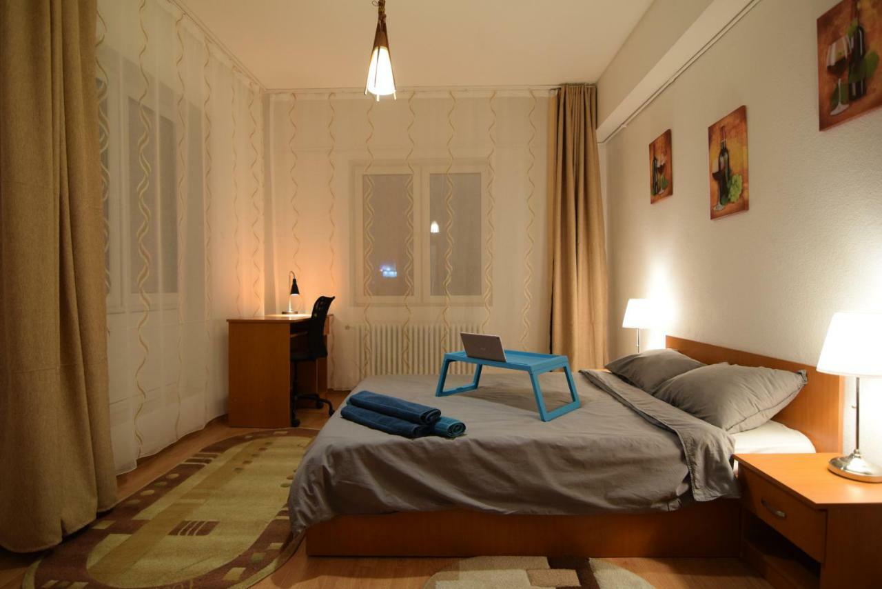 Resedinta Lui Calin Apartamento Bucareste Exterior foto