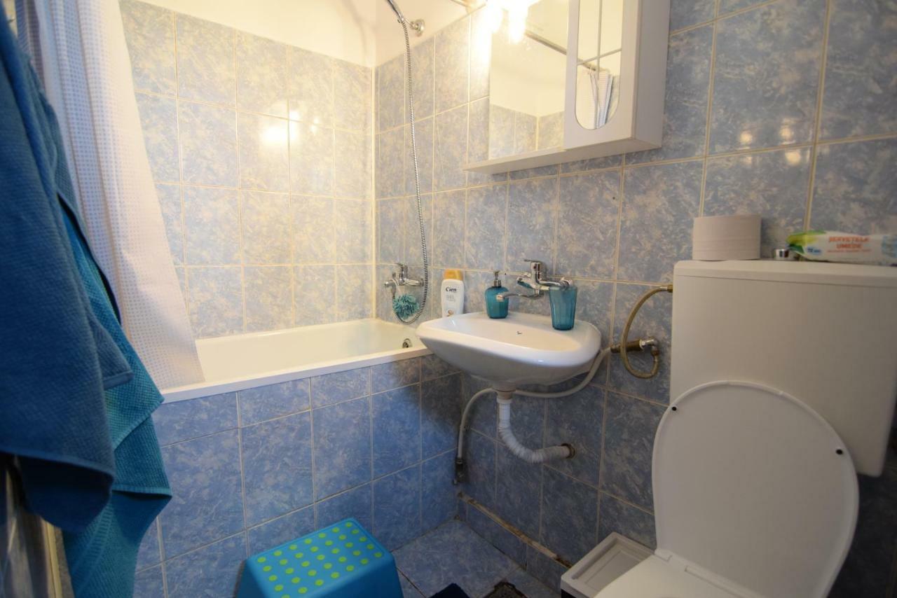 Resedinta Lui Calin Apartamento Bucareste Exterior foto